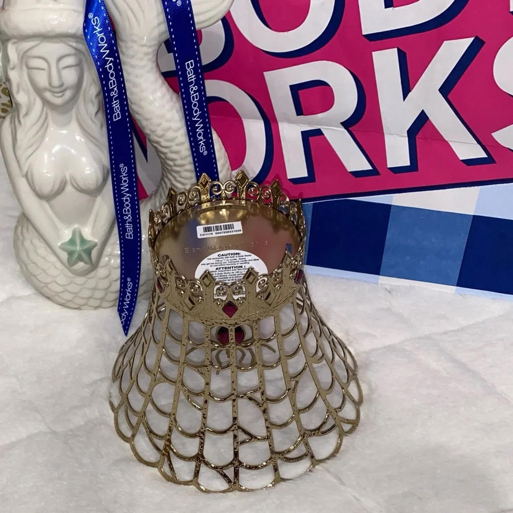 BATH AND BODY WORKS SPIDER WEB SINGLE WICK CANDLE HODLER